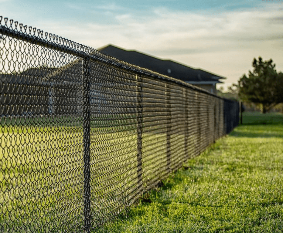4-foot chain link fence installed by VanDuzen Fence
